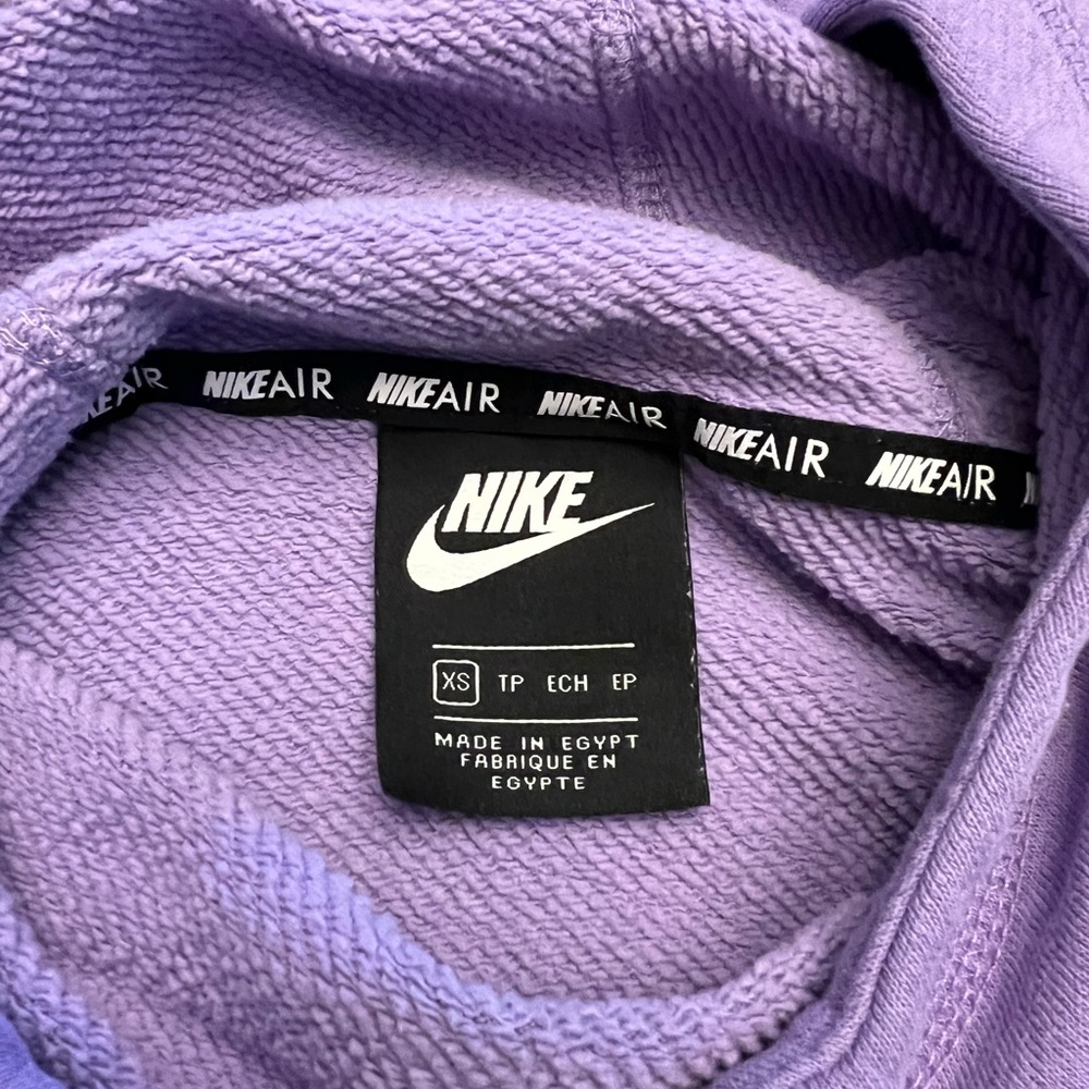 Sweatshirt - Picture 7 of 7